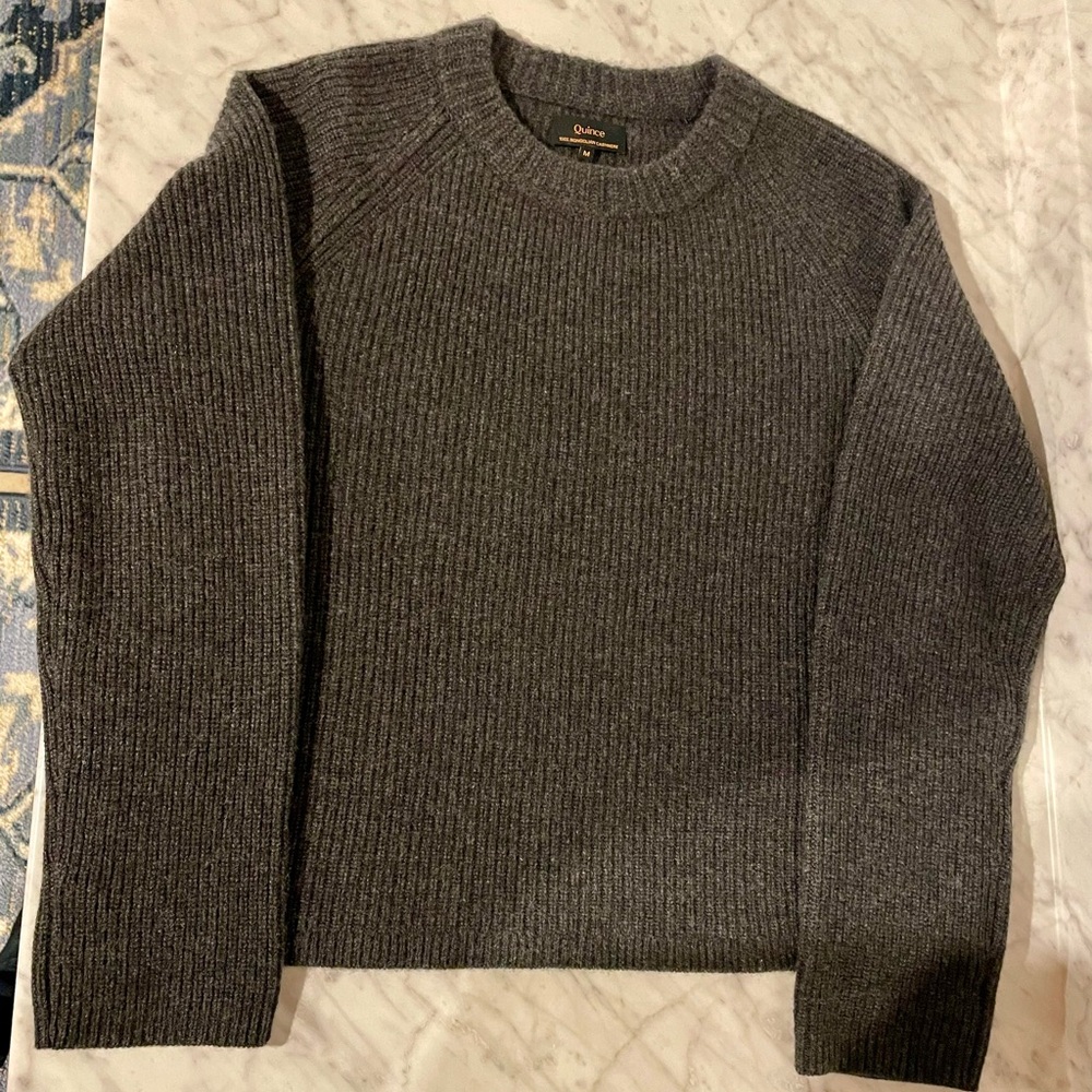 Quince 100% Mongolian Cashmere Fisherman’s Crewneck Sweater M - Picture 2 of 6